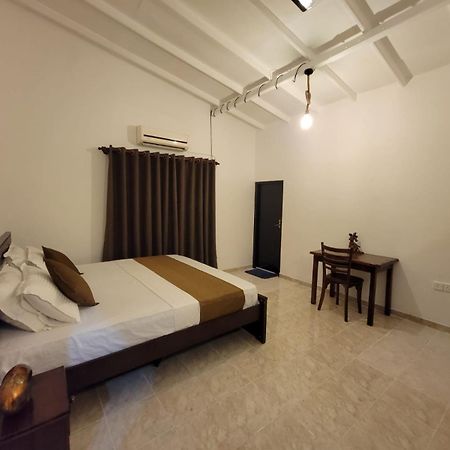 The Empyrean Airport Transit Hotel Katunayaka Extérieur photo
