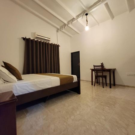 The Empyrean Airport Transit Hotel Katunayaka Extérieur photo