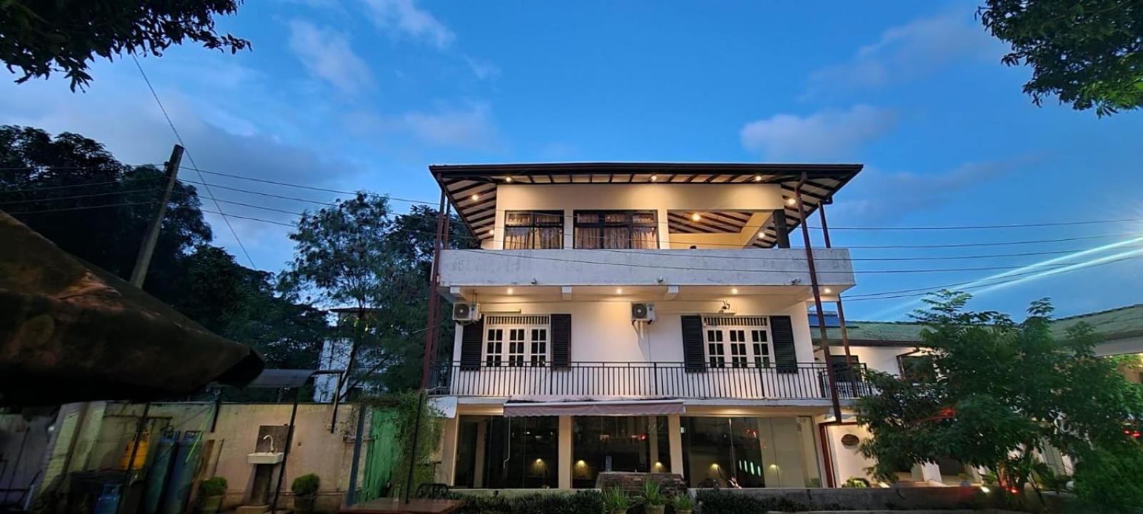 The Empyrean Airport Transit Hotel Katunayaka Extérieur photo