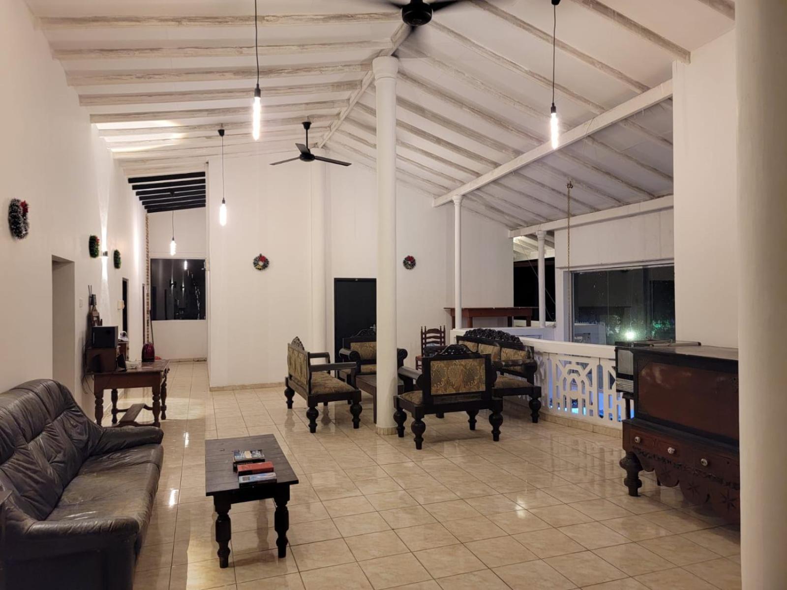 The Empyrean Airport Transit Hotel Katunayaka Extérieur photo