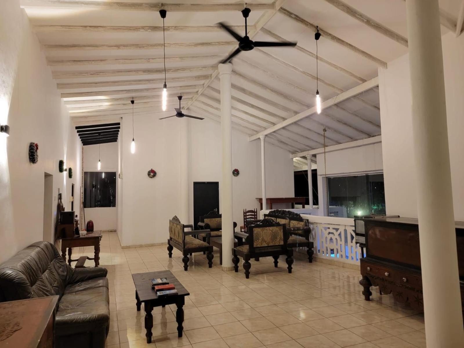The Empyrean Airport Transit Hotel Katunayaka Extérieur photo